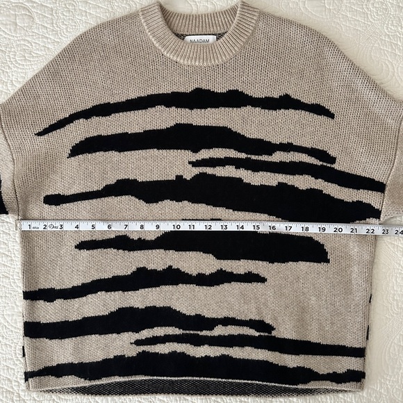 NAADAM Wool Cashmere Tiger Stripe Jacquard Crew Pullover Sweater Oatmeal Women’s - Picture 5 of 9